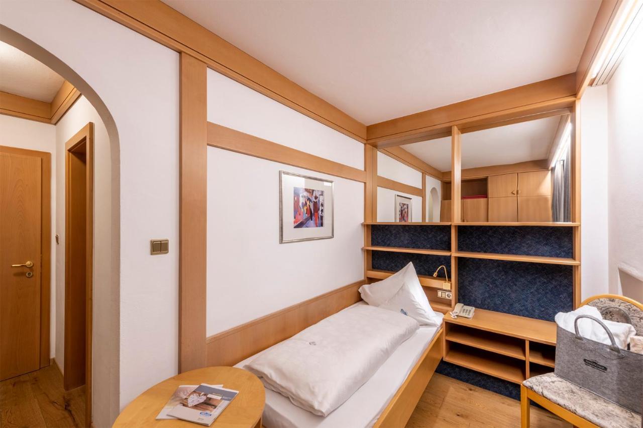Ferien & Wellnesshotel Windschar Brunico Eksteriør billede