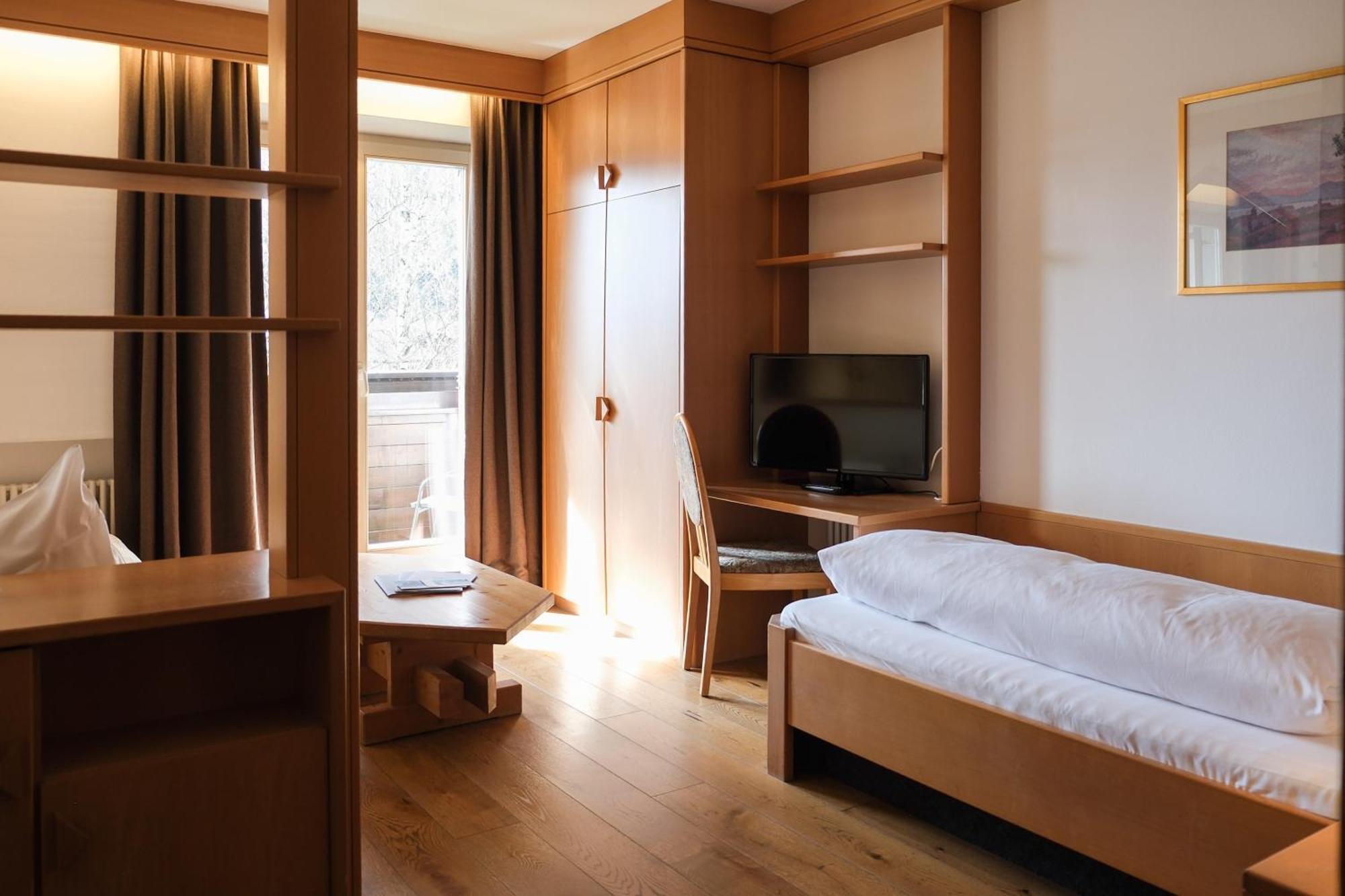 Ferien & Wellnesshotel Windschar Brunico Eksteriør billede