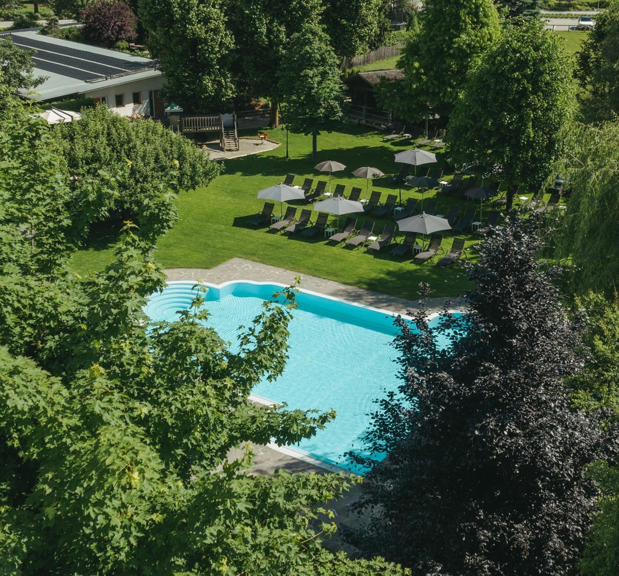 Ferien & Wellnesshotel Windschar Brunico Eksteriør billede