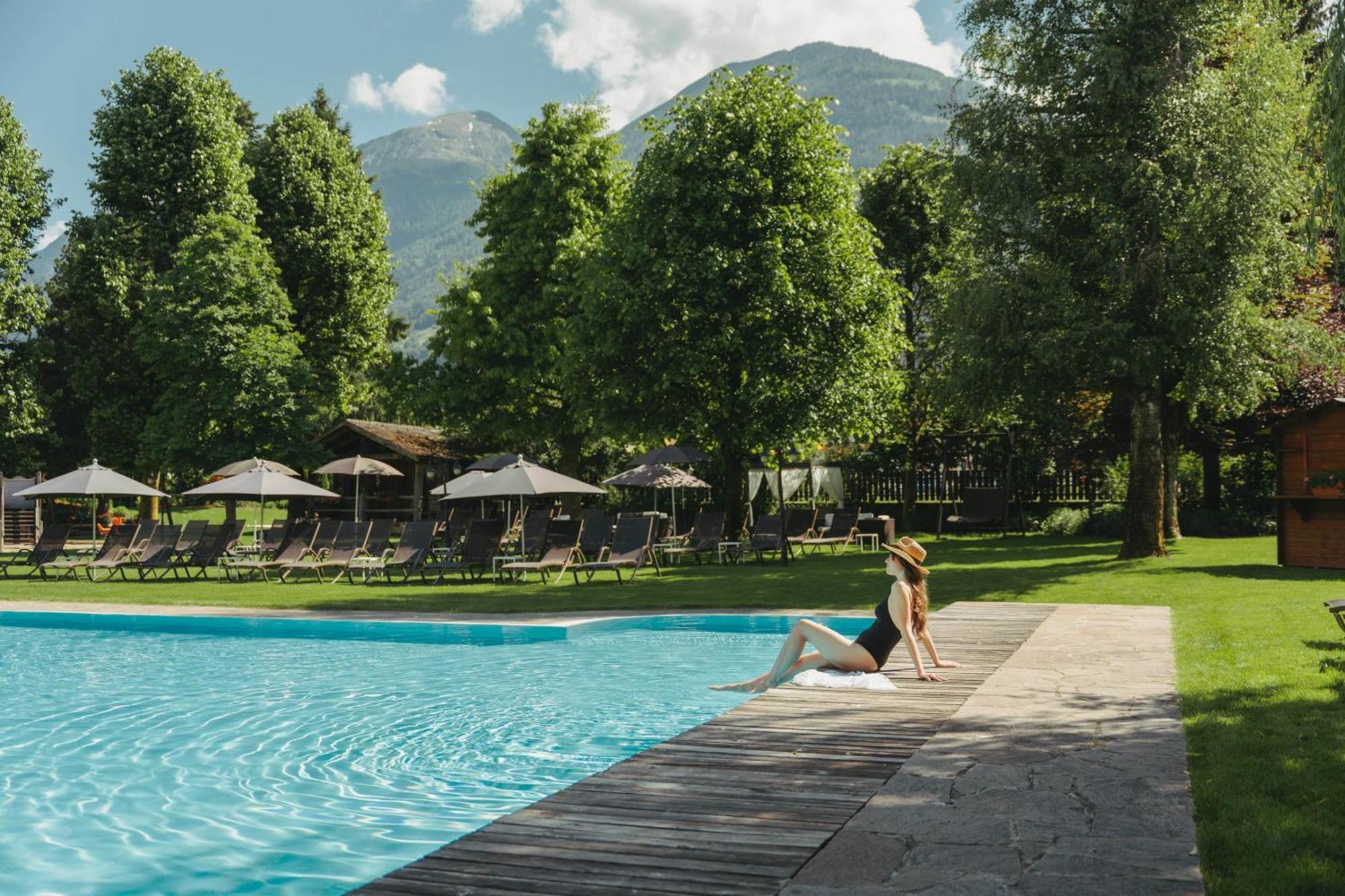 Ferien & Wellnesshotel Windschar Brunico Eksteriør billede